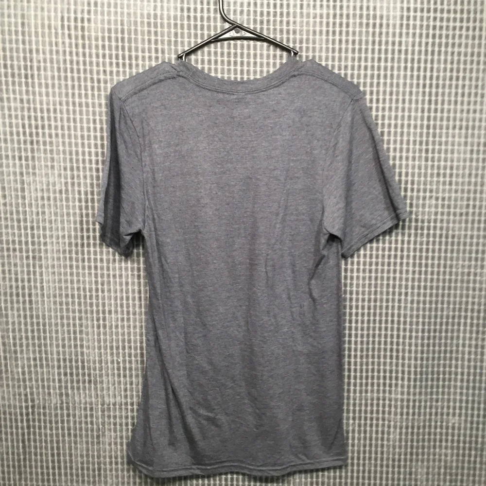 Anvil Mens T-Shirt Adventure Is Calling Me Graphic Small Gray Bacon & Co